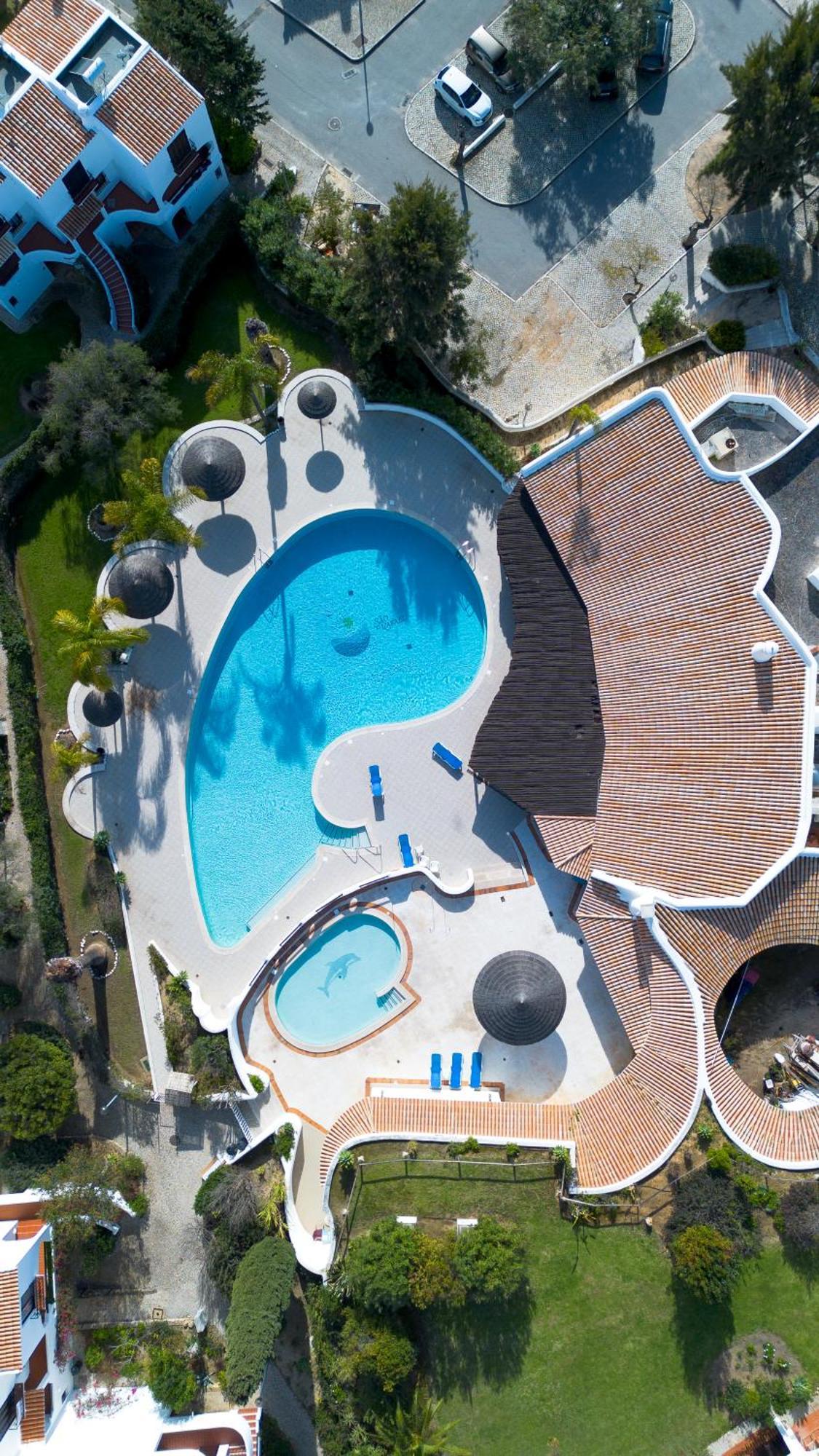 Seacoast Retreat With Pool And Beach Access By Drago Rentals Albufeira Eksteriør billede